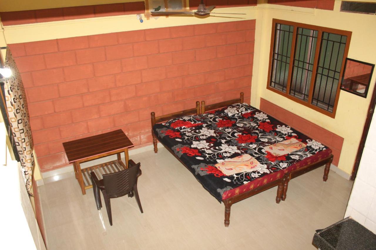 Surya Guest House Gokarna (Karnataka) Exterior foto