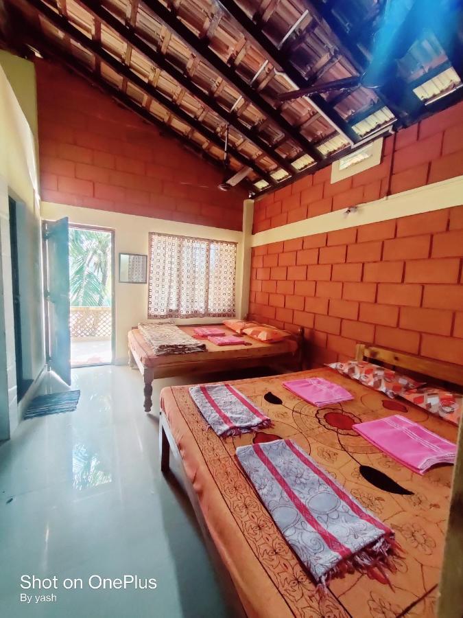Surya Guest House Gokarna (Karnataka) Exterior foto